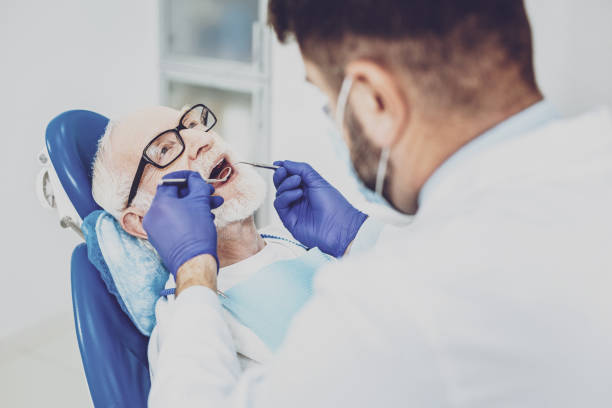 Best Emergency Care for Gum Disease in Centreville, MI